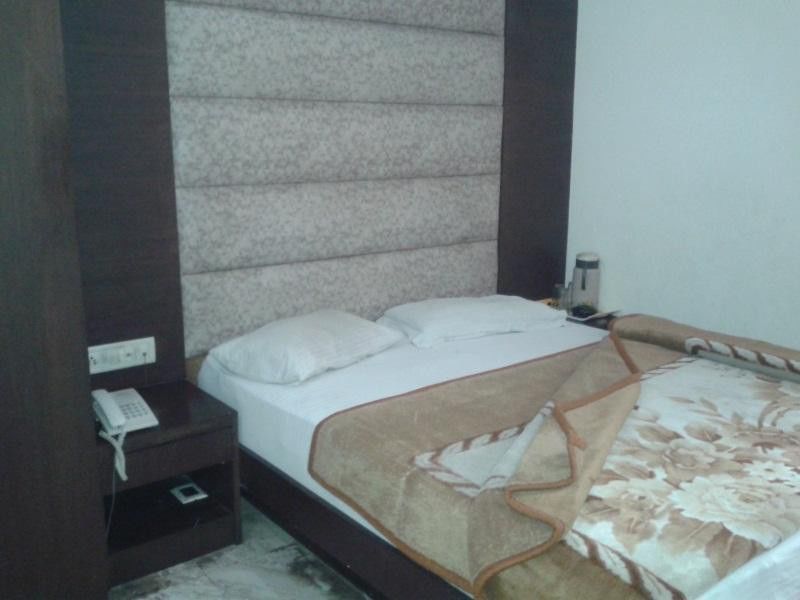 Hotel Seven Seas Inn Νέο Δελχί Εξωτερικό φωτογραφία